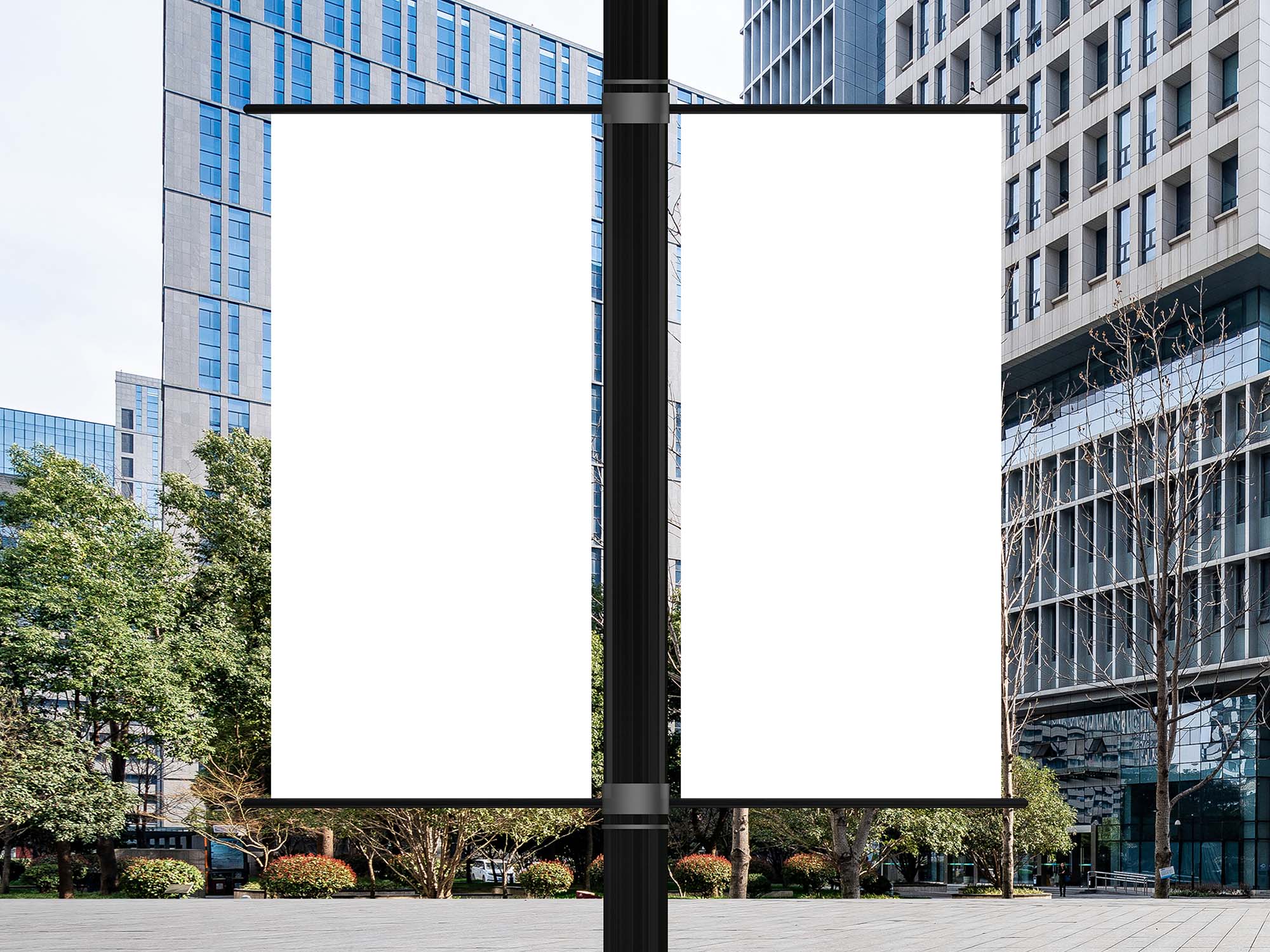 Free Outdoor Lamp Post Banners Mockup (PSD)